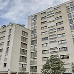 Spacious Contemporary Flat In The 15Th - Mid-T
